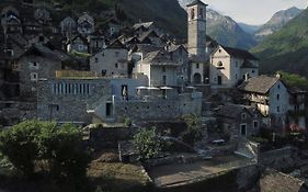 Corippo Albergo Diffuso